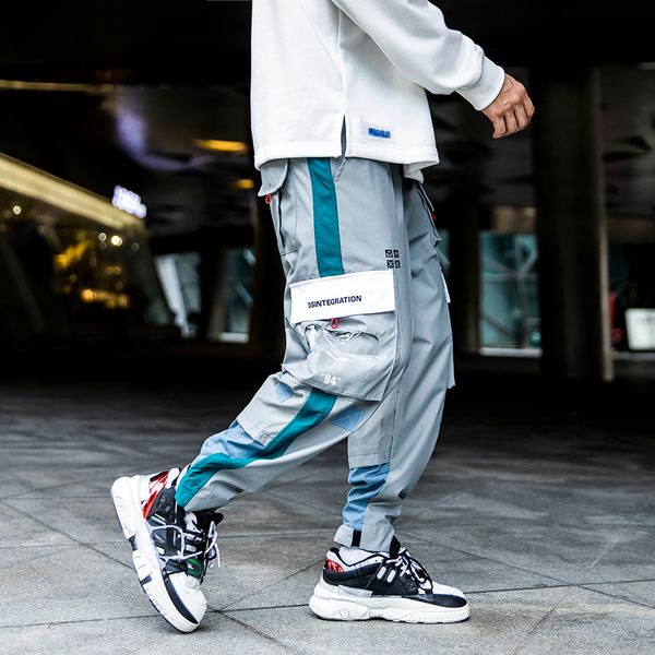 2021 men streetwear hip hop cargo overalls mens pockets sweatpants casual techwear joggers track pants spring new r44q, Black
2021 men streetwear hip hop cargo overalls mens pockets sweatpants casual techwear joggers track pants spring new r44q, Black