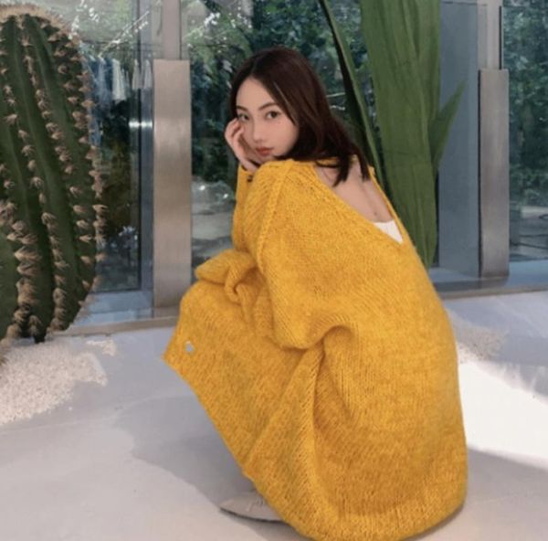 women's sweaters design backless loose and lazy style knitwear 2021 early autumn korean temperament youthful-looking slim sexy, White;black
women's sweaters design backless loose and lazy style knitwear 2021 early autumn korean temperament youthful-looking slim sexy, White;black