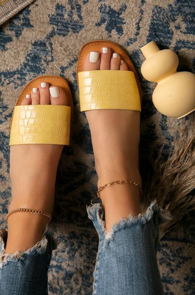 slippers 2021 women summer peep toe solid flat ladies slides beach shoes zapatos mujer comfortable female footwear, Black
slippers 2021 women summer peep toe solid flat ladies slides beach shoes zapatos mujer comfortable female footwear, Black
