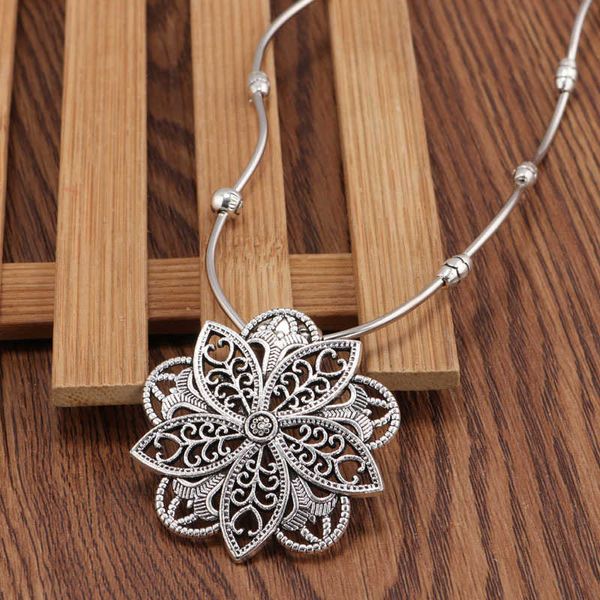 women's beauty carving tibetan silver pendant necklaces gstqn005 fashion gift national style women diy necklace pendants
women's beauty carving tibetan silver pendant necklaces gstqn005 fashion gift national style women diy necklace pendants
