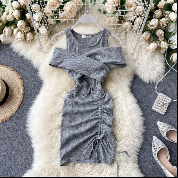 2021 summer new arrivals sleeveless hollow out drawstring knee length dress women high waist streetwear mj023, Black;gray
2021 summer new arrivals sleeveless hollow out drawstring knee length dress women high waist streetwear mj023, Black;gray