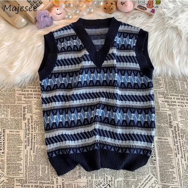 men's vests striped sweater men retro students japanese style outwear knitted loose couple jumpers fashion, Black;white
men's vests striped sweater men retro students japanese style outwear knitted loose couple jumpers fashion, Black;white