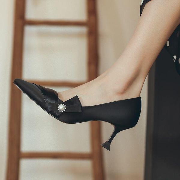 dress shoes bow design stiletto microfiber high heels sheepskin insole spring fashion party wedding women heel, Black
dress shoes bow design stiletto microfiber high heels sheepskin insole spring fashion party wedding women heel, Black