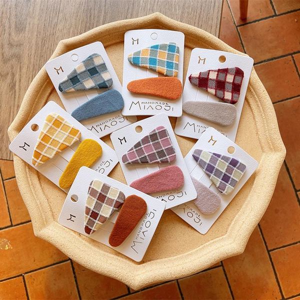 2 pcs korea sweet girl simple beautiful plaid fabric triangle bb clip hair accessories fashion children's barrettes headwear, Slivery;white
2 pcs korea sweet girl simple beautiful plaid fabric triangle bb clip hair accessories fashion children's barrettes headwear, Slivery;white