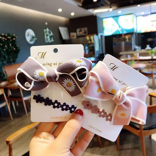 2pcs/set korean new simple sweet cute barrettes trendy fabric daisy bow hairpin for girl fashion children's hair accessories, Slivery;white
2pcs/set korean new simple sweet cute barrettes trendy fabric daisy bow hairpin for girl fashion children's hair accessories, Slivery;white
