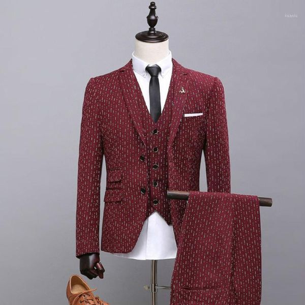men's suits & blazers 2021 spring male single breasted printing suit three pieces set fashion marriage ternos masculine occupation wear, White;black
men's suits & blazers 2021 spring male single breasted printing suit three pieces set fashion marriage ternos masculine occupation wear, White;black