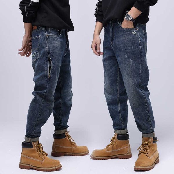 street style fashion men jeans retro blue loose fit elastic wide leg denim zipper decoration hip hop baggy punk pants 
street style fashion men jeans retro blue loose fit elastic wide leg denim zipper decoration hip hop baggy punk pants