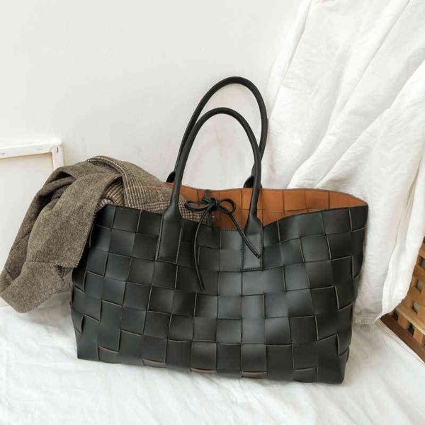 evening bags shoulder bag handbag new designer handmade woven large capacity tote shopping s faux leather luxury big purses 220302
evening bags shoulder bag handbag new designer handmade woven large capacity tote shopping s faux leather luxury big purses 220302