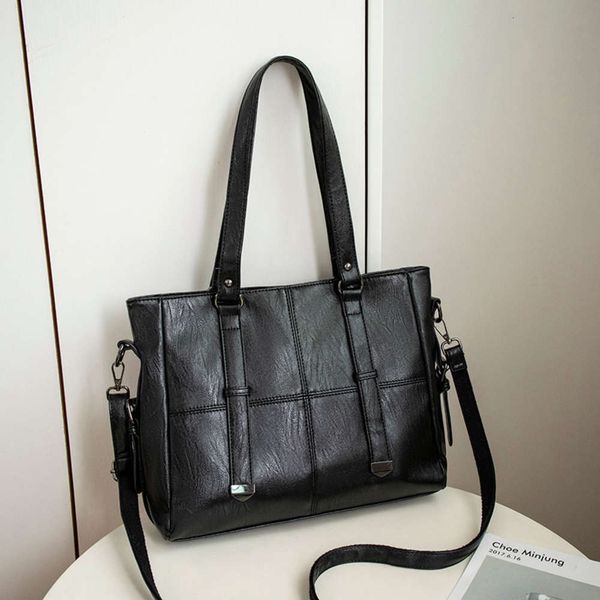 women's bag 2021 trend large capacity soft pitot steamed stuffed bun mother single shoulder messenger bag batch
women's bag 2021 trend large capacity soft pitot steamed stuffed bun mother single shoulder messenger bag batch