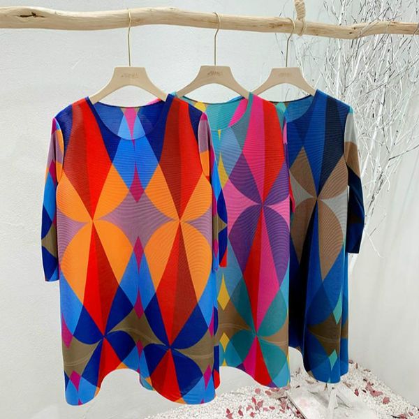 casual dresses plus size dress for women 45-75kg 2021 spring summer fashion printed loose stretch miyake pleated clothes round neck above kn, Black;gray
casual dresses plus size dress for women 45-75kg 2021 spring summer fashion printed loose stretch miyake pleated clothes round neck above kn, Black;gray