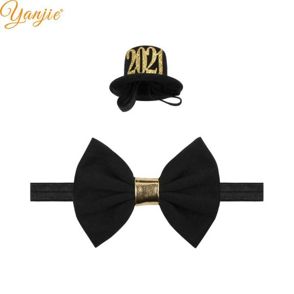 a set 2021 new arrival glitter hat foe 5" hair bow elastic headband new year handmade hair accessories headwear for kids, Slivery;white
a set 2021 new arrival glitter hat foe 5" hair bow elastic headband new year handmade hair accessories headwear for kids, Slivery;white