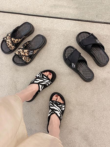 slippers casual med shoes woman 2021 pantofle platform luxury soft sneaker flat slides rubber fashion pu, Black
slippers casual med shoes woman 2021 pantofle platform luxury soft sneaker flat slides rubber fashion pu, Black