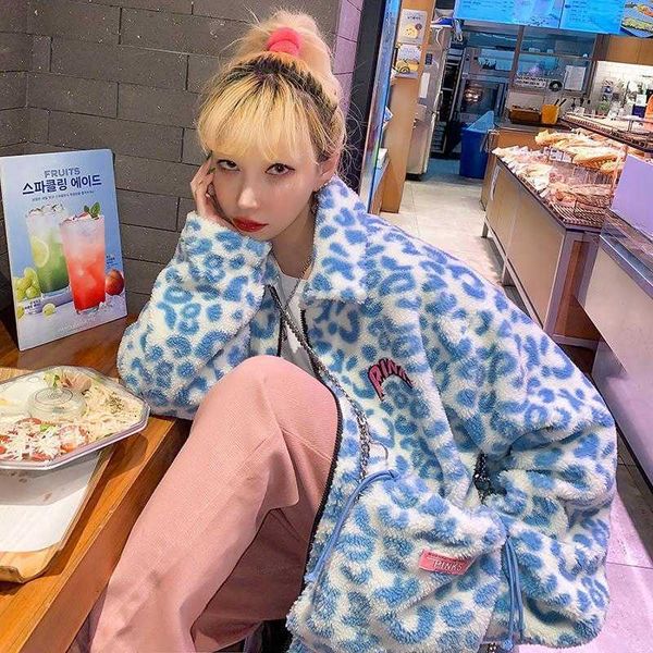 women's sweaters faux fur women oversize winter warm jacket female high street milk cow print turn-down collar coat overcoat girl tgpf, White;black
women's sweaters faux fur women oversize winter warm jacket female high street milk cow print turn-down collar coat overcoat girl tgpf, White;black