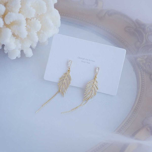 2021exquisite design gold leaf tassel stud earring for women 14k real gold micro pave zircon earring bohemia jewelry accessories, Silver
2021exquisite design gold leaf tassel stud earring for women 14k real gold micro pave zircon earring bohemia jewelry accessories, Silver