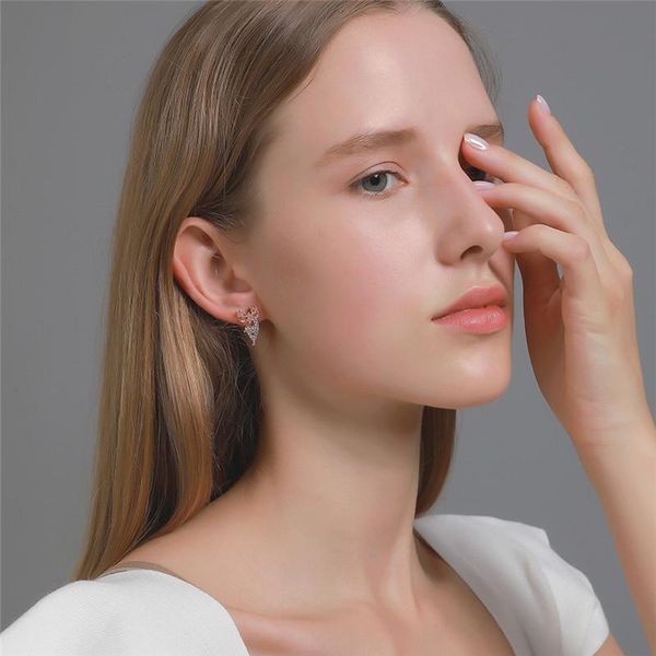 christmas gift diamond elk stud earrings european alloy deer shape ear nail women souvenir festival animal earring fashion jewelry accessori, Golden;silver
christmas gift diamond elk stud earrings european alloy deer shape ear nail women souvenir festival animal earring fashion jewelry accessori, Golden;silver