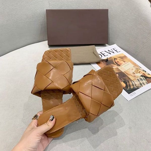 2021 new designer shoes heels fashion luxury designer women shoes high heels designer sandals stretch sandals women flip flops, Black
2021 new designer shoes heels fashion luxury designer women shoes high heels designer sandals stretch sandals women flip flops, Black
