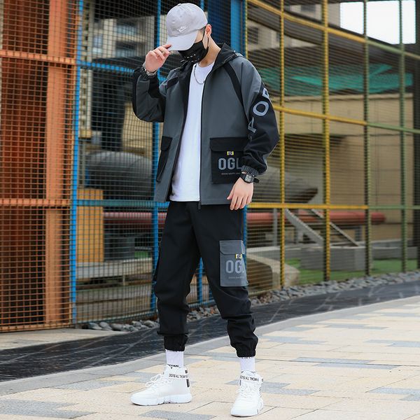 men's tracksuits hip hop masculino workwear jaqueta terno agasalho com capuz casaco + harem calças de beisebol solto duas peças conjunt, Gray
men's tracksuits hip hop masculino workwear jaqueta terno agasalho com capuz casaco + harem calças de beisebol solto duas peças conjunt, Gray