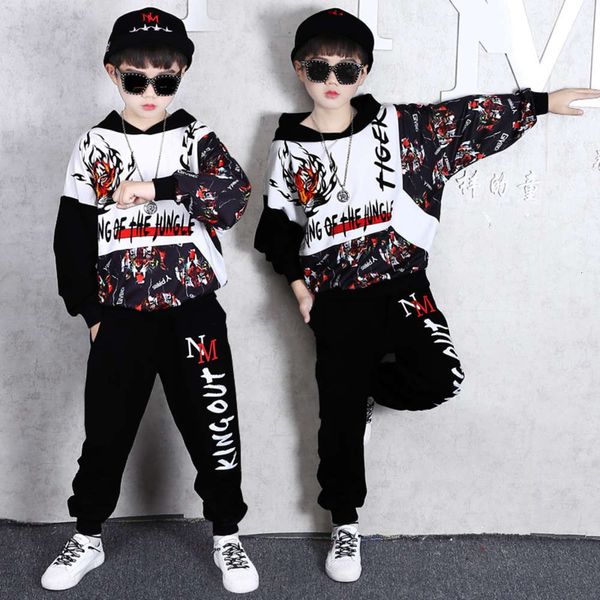 suit 2021 new wear zhongda children's spring and autumn handsome boys' long sleeve sportswear fashion, White
suit 2021 new wear zhongda children's spring and autumn handsome boys' long sleeve sportswear fashion, White