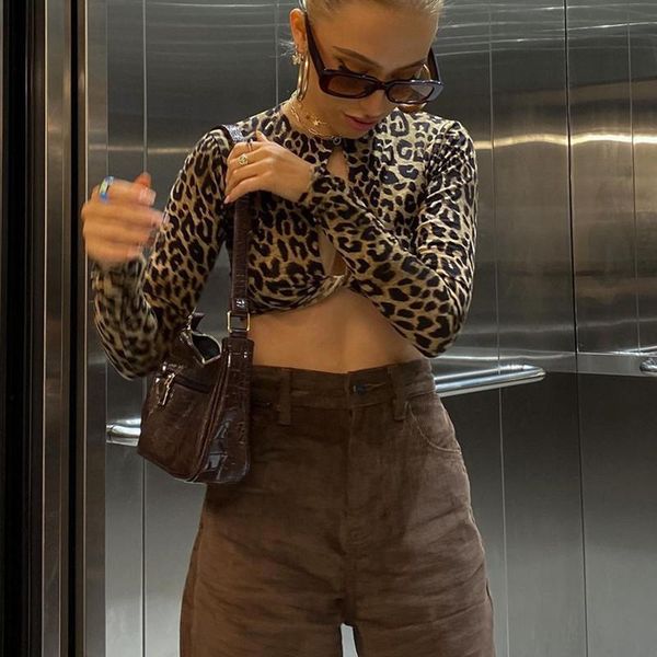 women's t-shirt long sleeve t shirt women leopard print hollow crop clothes vintage shirts 2021 o neck street tee, White
women's t-shirt long sleeve t shirt women leopard print hollow crop clothes vintage shirts 2021 o neck street tee, White