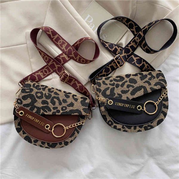 2022 factory wholesale new this year's popular small bag female new fashion broadband messenger autumn and winter single shoulder saddl
2022 factory wholesale new this year's popular small bag female new fashion broadband messenger autumn and winter single shoulder saddl