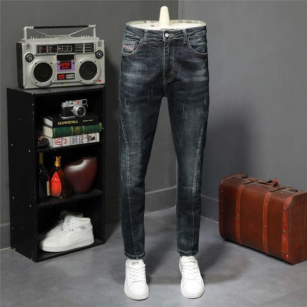 autumn and winter youth jeans trend slim feet high end elastic pants men's fashion brand versatile splicing, Blue
autumn and winter youth jeans trend slim feet high end elastic pants men's fashion brand versatile splicing, Blue