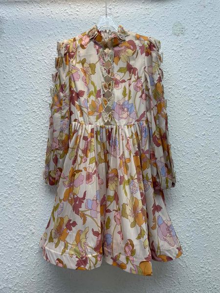 2022 australian fashion spring/summer new floral printed linen dress, Black;gray
2022 australian fashion spring/summer new floral printed linen dress, Black;gray