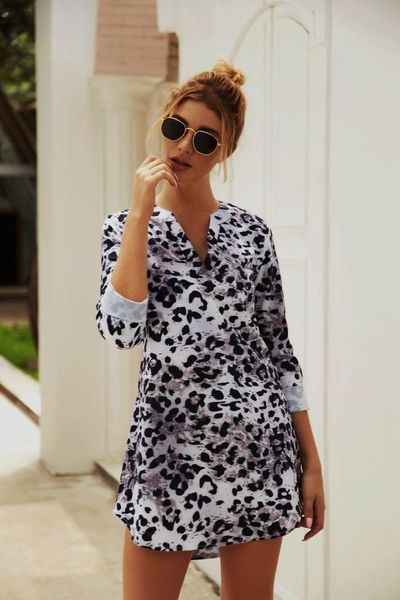 casual dresses autumn women's v-neck long sleeve snake print shirt dress without belt leopard stripe, Black;gray
casual dresses autumn women's v-neck long sleeve snake print shirt dress without belt leopard stripe, Black;gray