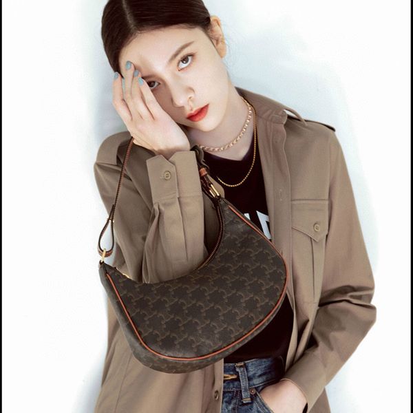 luxury handbags lisa's same triumphal arch old flower underarm pea 2021 new bag women's single shoulder messenger bag omkf
luxury handbags lisa's same triumphal arch old flower underarm pea 2021 new bag women's single shoulder messenger bag omkf