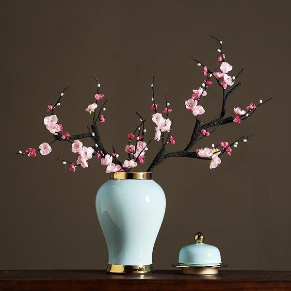 vases antique royal handpainted blue and white ceramic golden general tank vase fortune hat-covered ginger jars ornament creative gift
vases antique royal handpainted blue and white ceramic golden general tank vase fortune hat-covered ginger jars ornament creative gift