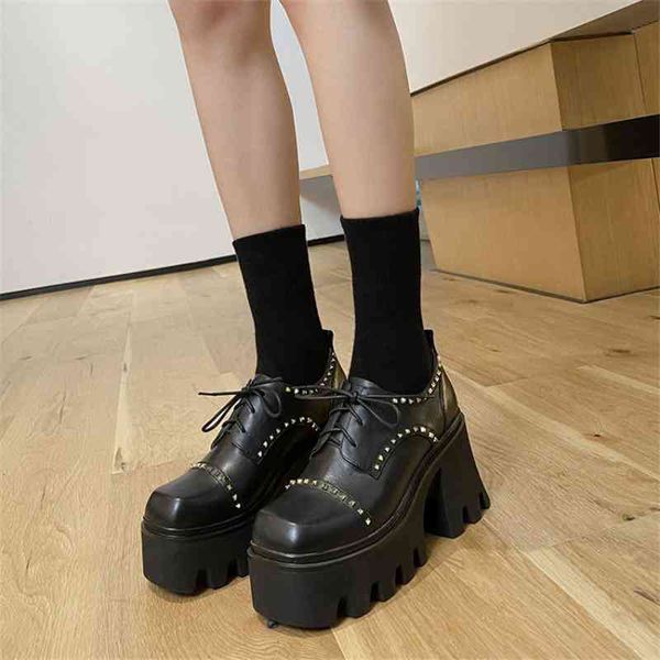 dress shoes spring women's pumps genuine leather round toe lace-up platform heels super high (8cm-up) rivet decoration black/white
dress shoes spring women's pumps genuine leather round toe lace-up platform heels super high (8cm-up) rivet decoration black/white