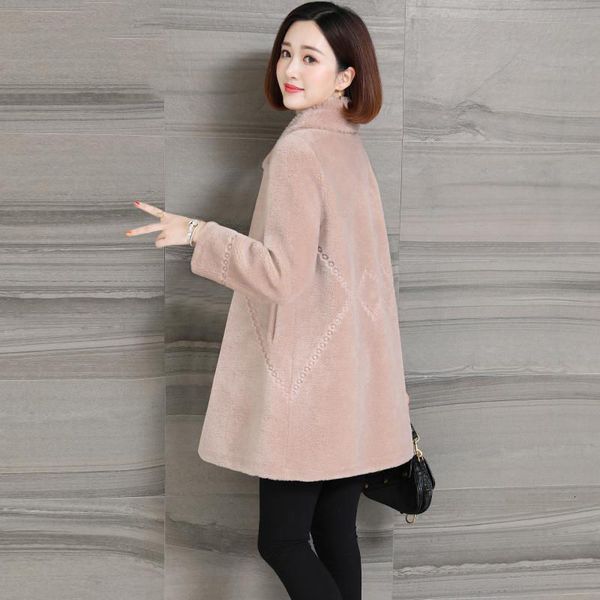 2021 new women winter real overcoat female genuine shearing lady casual warm natural sheep lambswool fur outerwear l971p7oc, Black
2021 new women winter real overcoat female genuine shearing lady casual warm natural sheep lambswool fur outerwear l971p7oc, Black
