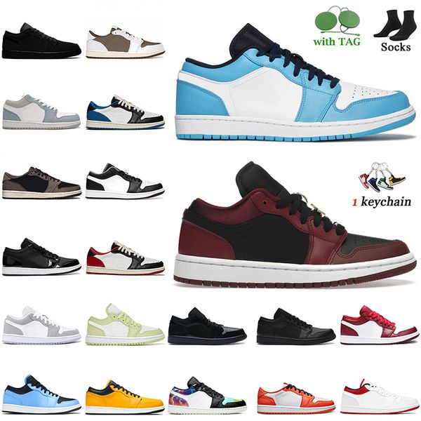 1 1s low basketball shoes women mens unc dark beetroot black white carbon fiber all-star hyper royal university blue wolf grey noble red jum, White;red
1 1s low basketball shoes women mens unc dark beetroot black white carbon fiber all-star hyper royal university blue wolf grey noble red jum, White;red