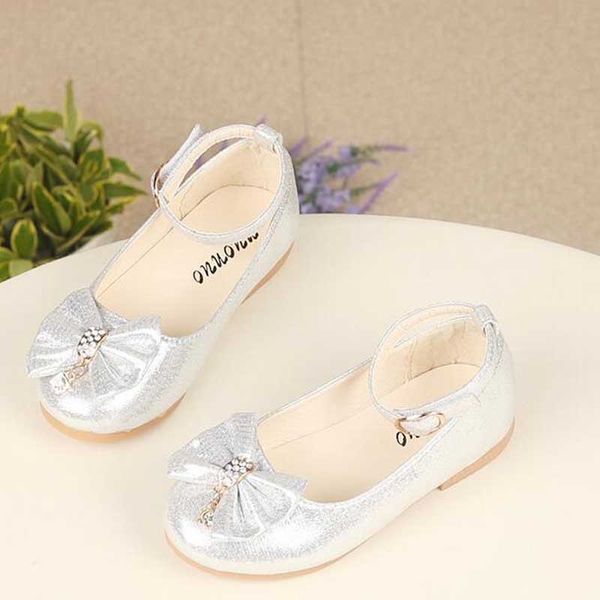 autumn girls leather shoes children girls baby princess bowknot sneakers pearl diamond single shoes kids dance shoes, Black;red
autumn girls leather shoes children girls baby princess bowknot sneakers pearl diamond single shoes kids dance shoes, Black;red