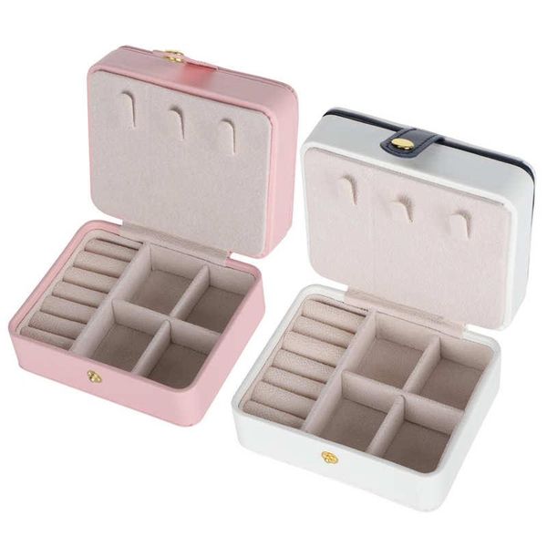 jewelry pouches, bags travel portable box simple stylish ring earrings necklace storage organizer for jeweler, Pink;blue
jewelry pouches, bags travel portable box simple stylish ring earrings necklace storage organizer for jeweler, Pink;blue