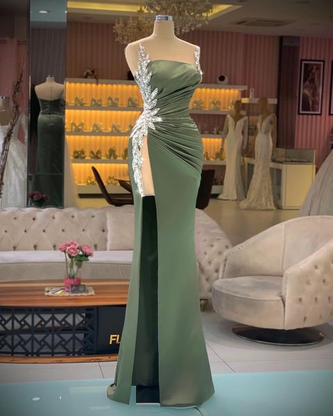 green sparkly sequined mermaid prom dresses beaded crystals side split evening formal wear party second reception gowns, Black
green sparkly sequined mermaid prom dresses beaded crystals side split evening formal wear party second reception gowns, Black