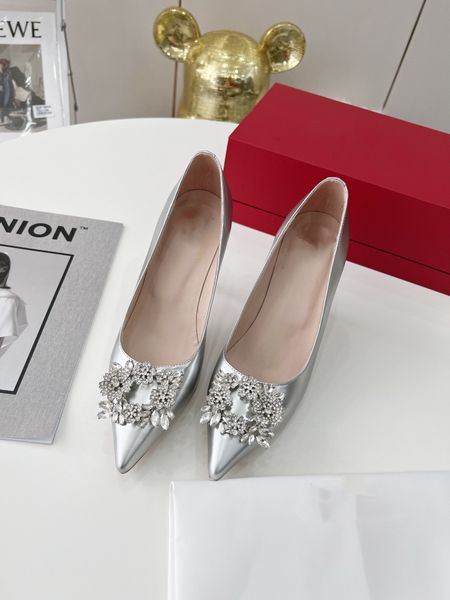 size33-42fashion luxury designer nude black red women shoes red bottom high heels 8cm 10cm 12cm leather pointed toes pumps dress shoes 0116
size33-42fashion luxury designer nude black red women shoes red bottom high heels 8cm 10cm 12cm leather pointed toes pumps dress shoes 0116