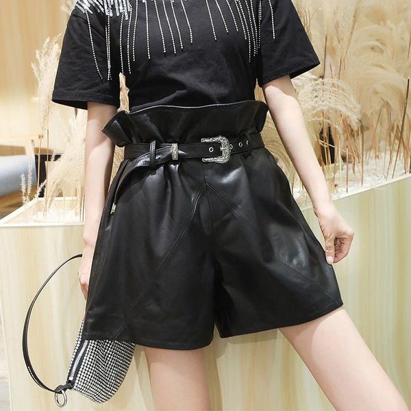 women's shorts genuine women of leather high to-line waistbands casual strip leg designer loose fall office black, White;black
women's shorts genuine women of leather high to-line waistbands casual strip leg designer loose fall office black, White;black