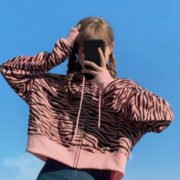 2021 new autumn fashion leopard short hoodies women korean long sleeve zipper sweatshirt female casual loose hooded jogger clothing vu15, Black
2021 new autumn fashion leopard short hoodies women korean long sleeve zipper sweatshirt female casual loose hooded jogger clothing vu15, Black