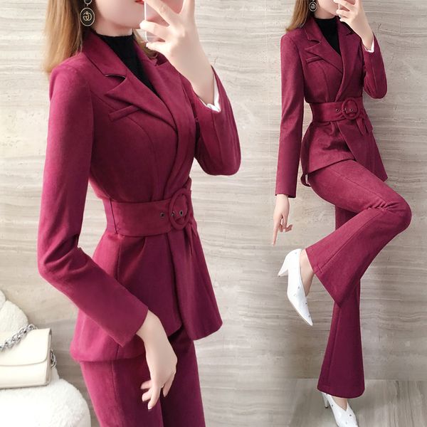 female professional red deerskin woman new fashion temperament small two-piece winter jacket o7rn, White;black
female professional red deerskin woman new fashion temperament small two-piece winter jacket o7rn, White;black