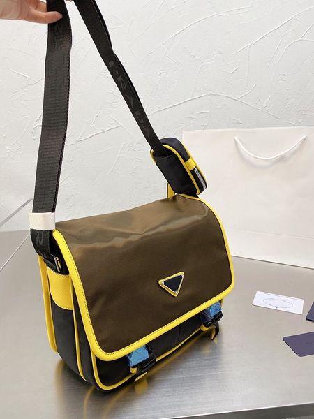 mini marc snaps2021 designer multi pochette bags family akend onthego p saddle bag fashion classic one-shoulder tb telfar zhouzhoubao123 {ca, Black
mini marc snaps2021 designer multi pochette bags family akend onthego p saddle bag fashion classic one-shoulder tb telfar zhouzhoubao123 {ca, Black