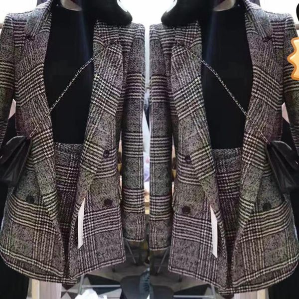 women's tracksuits 2021 autumn mid-length korean version of the gray plaid double-breasted blazer with lapel collar +hip skirt two-piec
women's tracksuits 2021 autumn mid-length korean version of the gray plaid double-breasted blazer with lapel collar +hip skirt two-piec