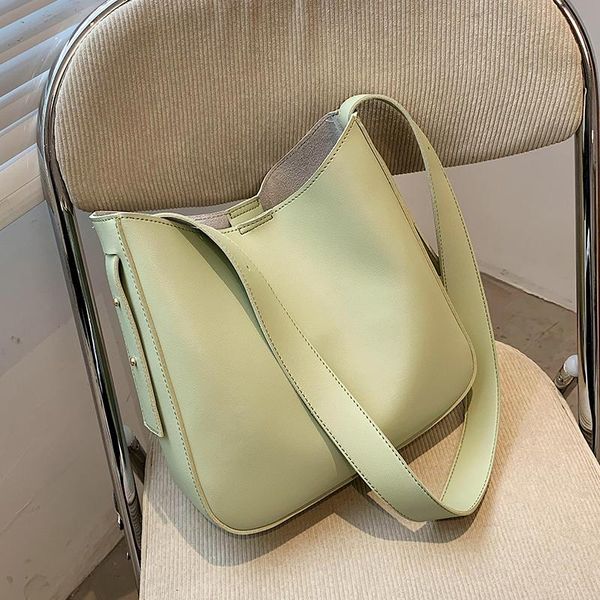 cross body fashion large capacity bucket women shoulder crossbody bags 2021 simple design ladies messenger casual tote female purses
cross body fashion large capacity bucket women shoulder crossbody bags 2021 simple design ladies messenger casual tote female purses