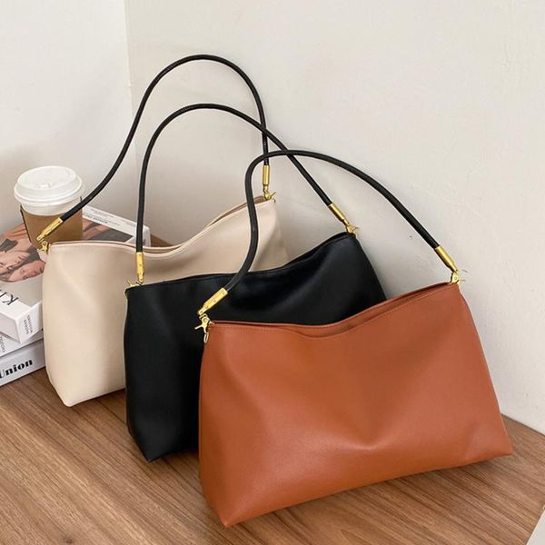 cross body women's solid color casual shoulder bag leather single-shoulder bags for women 2021 with large capacity simple zipper lady&#
cross body women's solid color casual shoulder bag leather single-shoulder bags for women 2021 with large capacity simple zipper lady&#