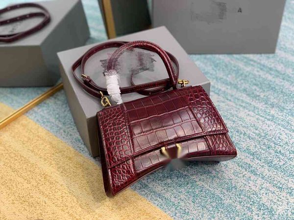 luxury handbags and storage italy bale designer handbag 2021 paris style versatile fashion hourglass crocodile leather a
luxury handbags and storage italy bale designer handbag 2021 paris style versatile fashion hourglass crocodile leather a