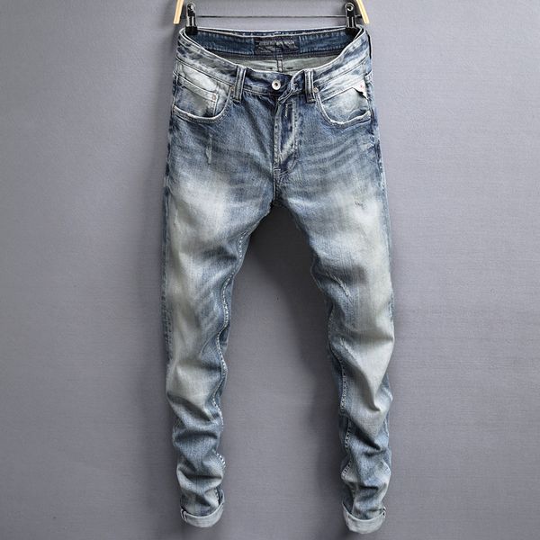 2021 new homens italianos desenhador do vintage cala azul claro lavagem branca slim fit ripped jeans men hip hop calas botes de marca aaf6, Blue
2021 new homens italianos desenhador do vintage cala azul claro lavagem branca slim fit ripped jeans men hip hop calas botes de marca aaf6, Blue