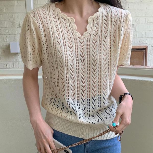 women's t-shirt fashion knit sweater 2021 summer thin ice silk retro crocheted v-neck short-sleeved, White
women's t-shirt fashion knit sweater 2021 summer thin ice silk retro crocheted v-neck short-sleeved, White