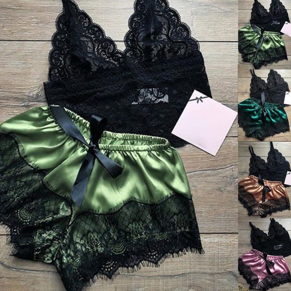 2pcs plus size women see-through lace tube bra satin short pants pajamas set summer sleepwear, Black;red
2pcs plus size women see-through lace tube bra satin short pants pajamas set summer sleepwear, Black;red