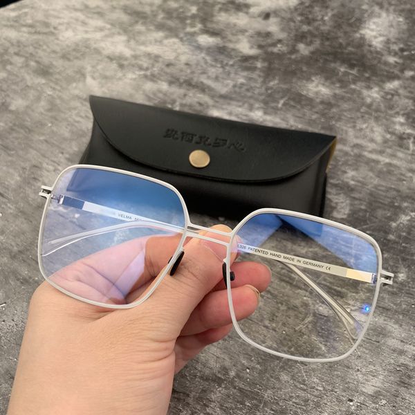 designer sunglasses new generous pure titanium personality myopia super light elastic men's and women's thin steel fashion glasses, White;black
designer sunglasses new generous pure titanium personality myopia super light elastic men's and women's thin steel fashion glasses, White;black