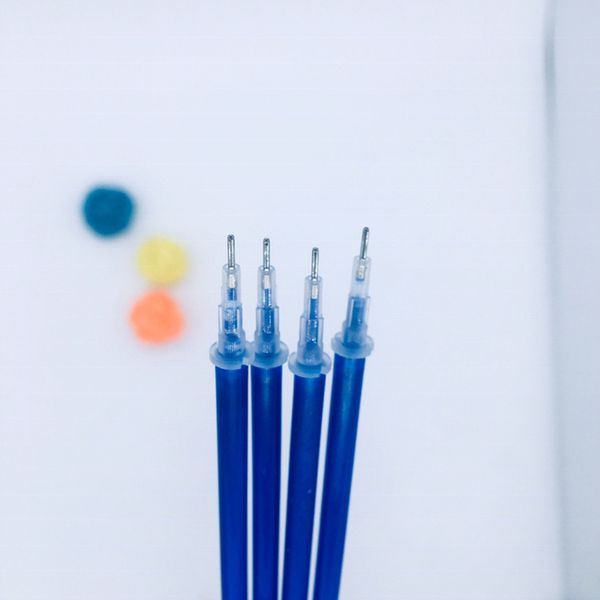 8 stks/set uitwisbare vullingen briefpapier gekleurde potloden 0.38mm gel pen speciale refill leuke pennen kawaii
8 stks/set uitwisbare vullingen briefpapier gekleurde potloden 0.38mm gel pen speciale refill leuke pennen kawaii