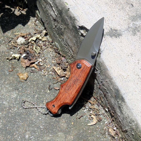 pocket knife mini portable steel blade rosewood handle folding without lock portable fruit knife legal self-defense knife dhl free
pocket knife mini portable steel blade rosewood handle folding without lock portable fruit knife legal self-defense knife dhl free
